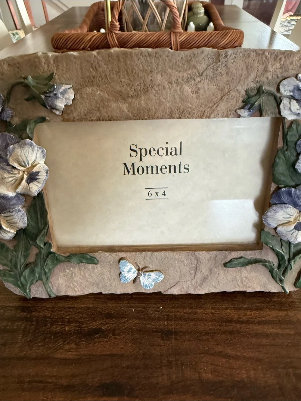 Floral Pansy Photo Frame in Purple and Cream - Home Accents 6x4